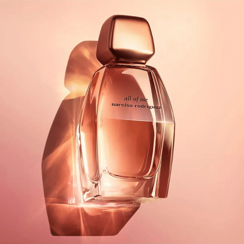 Narciso Rodriguez All Of Me EDP mang đến một làn gió mới cho những ai yêu thích sự thanh lịch nhưng không kém phần quyến rũ